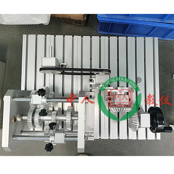 汽車電工電子技術(shù)實訓(xùn)報告(圖2)